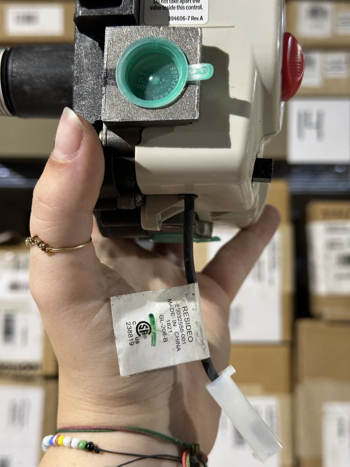 100112339 | 9007891005 | WV8840B5077 | A.O. Smith Gas Valve, LP, 2" CAV HW/R 5