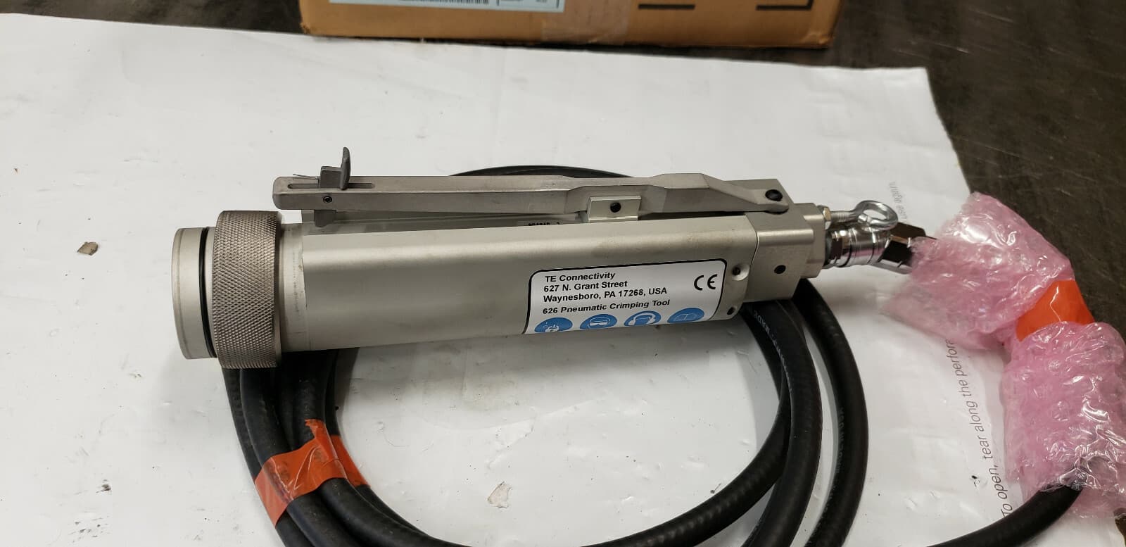 TE 189721-1 Pneumatic Hand Crimping Application Tool, Non-Logic Power Unit NEW 4