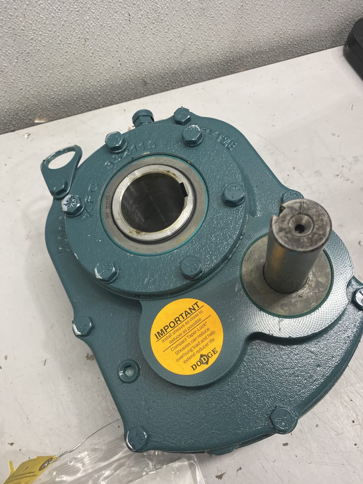 SCXT209A Shaft Mount Speed Reducer - 9:1 Ratio 6