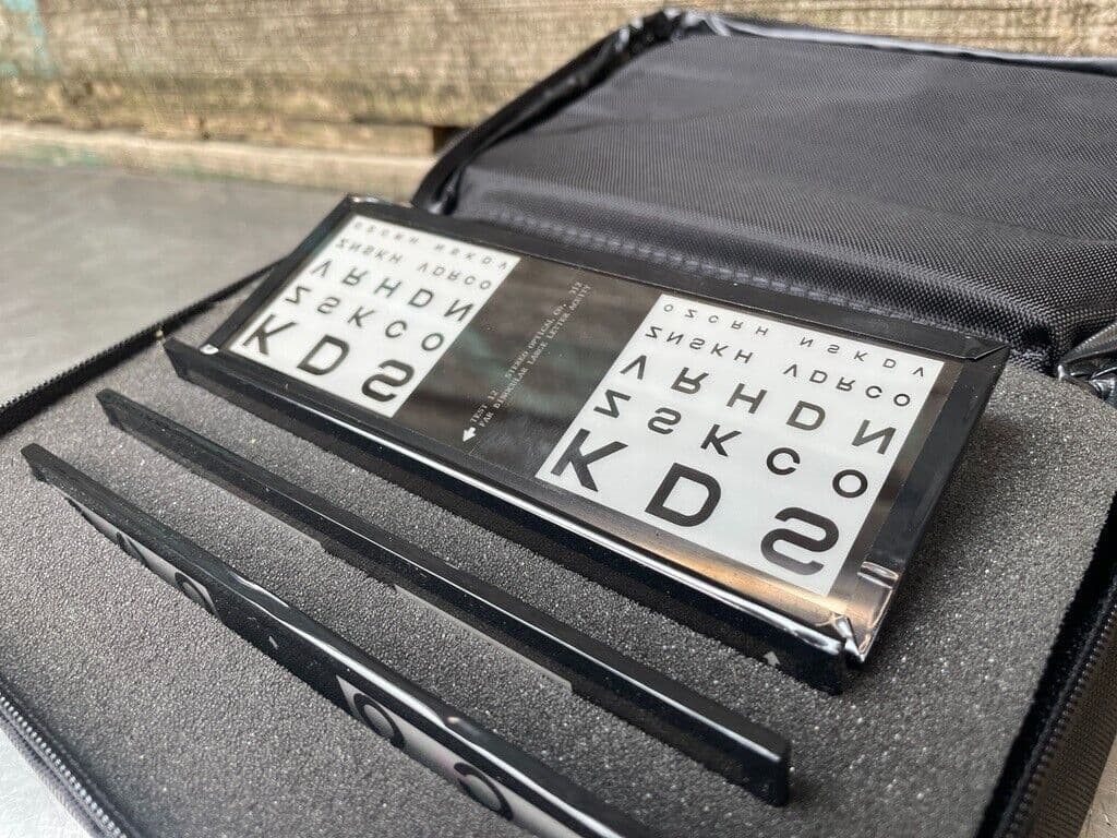 FIVE Stereo Optical Optec Vision Tester Screener Slides 15mmx5.5mmx2mm thickness 3