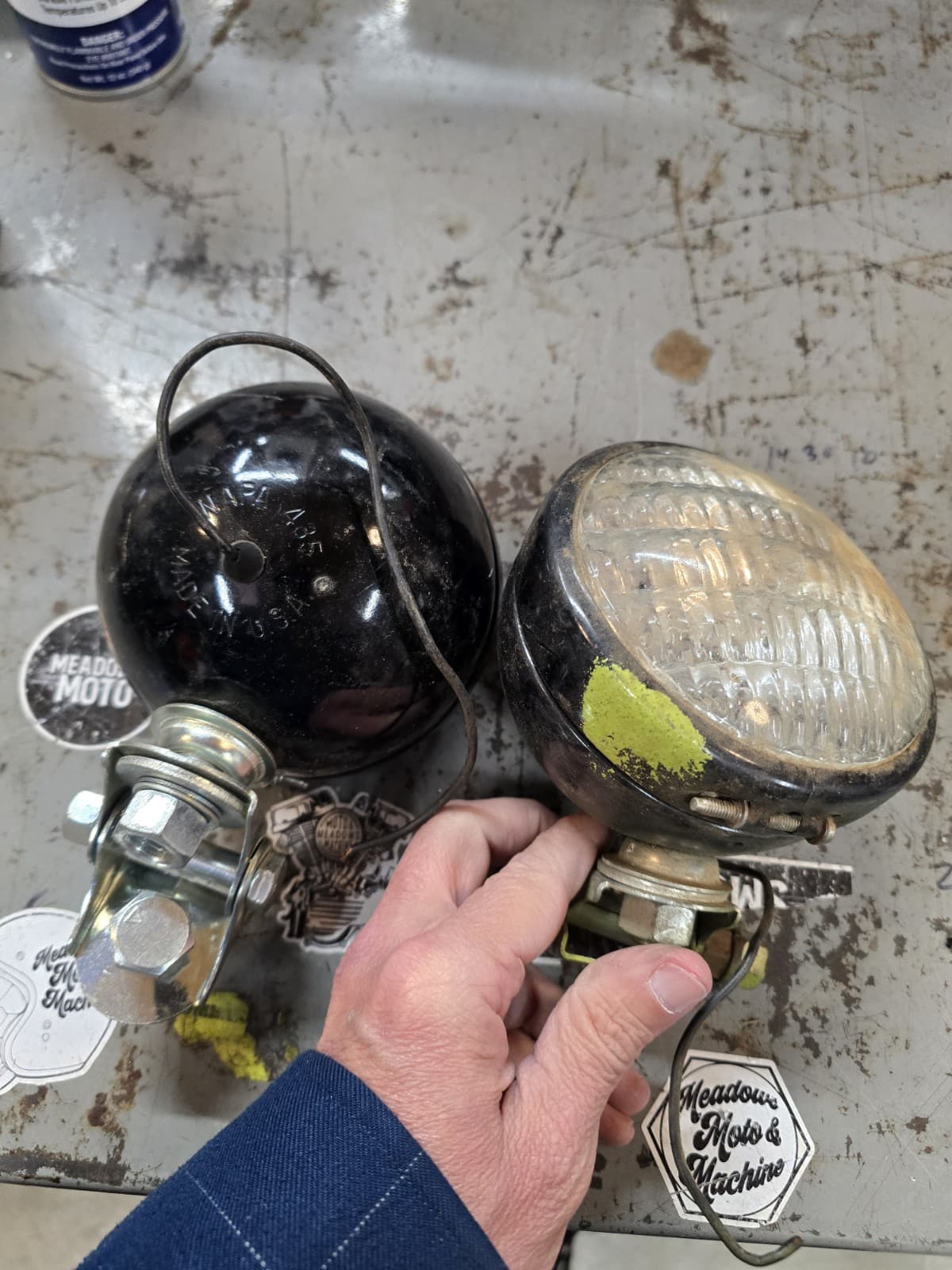 Vintage Pair Of Napa 435-4 Inch Round Tractor  Fender Bumper Auxiliary Lights  3