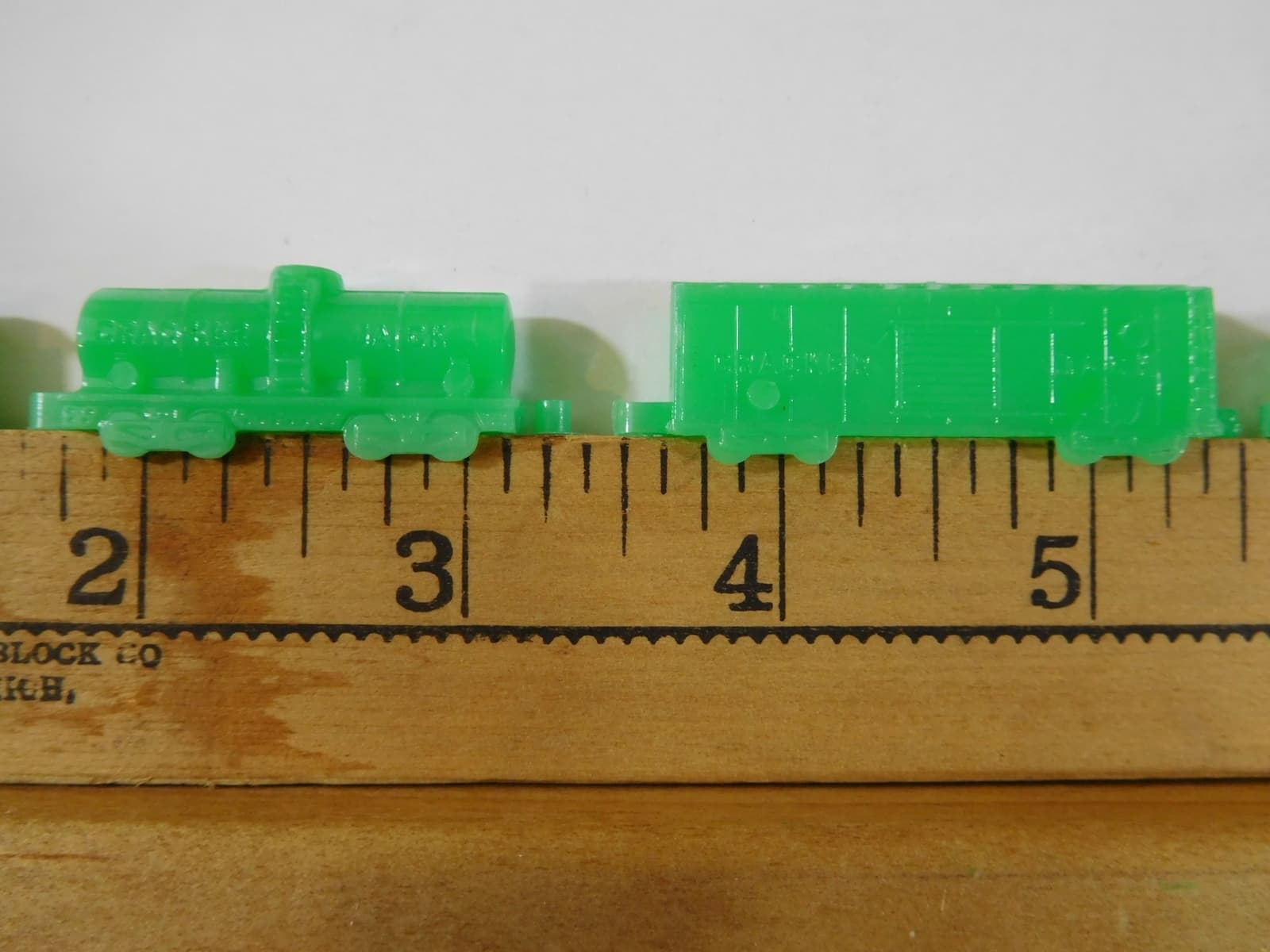 Cracker Jack Train Green 5 pcs 1960's $66 value 3