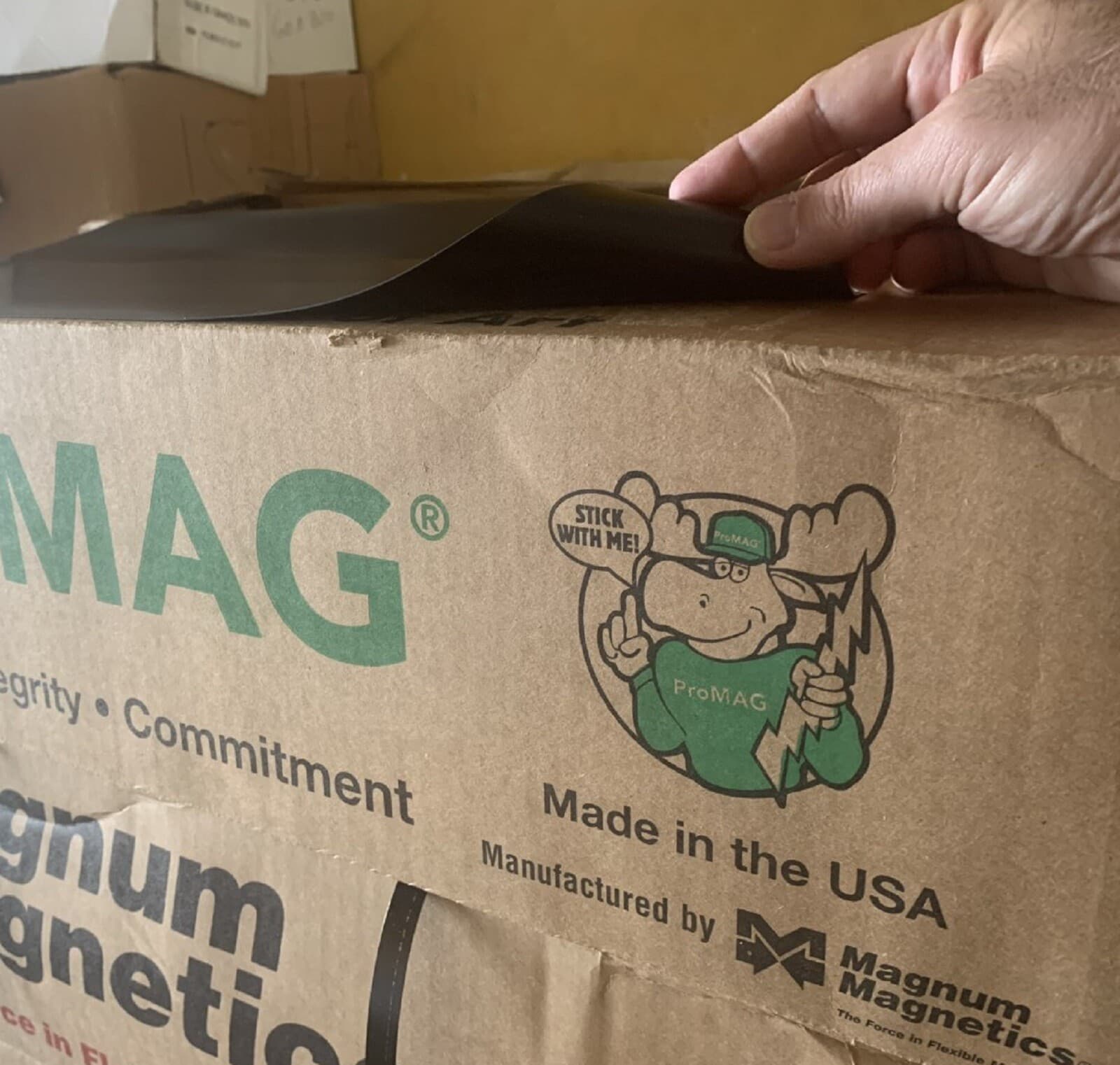  24" width x 50 FEET 30 Mil. Magnetic Sign Sheet Cars Magnum mad ein usa Black 3