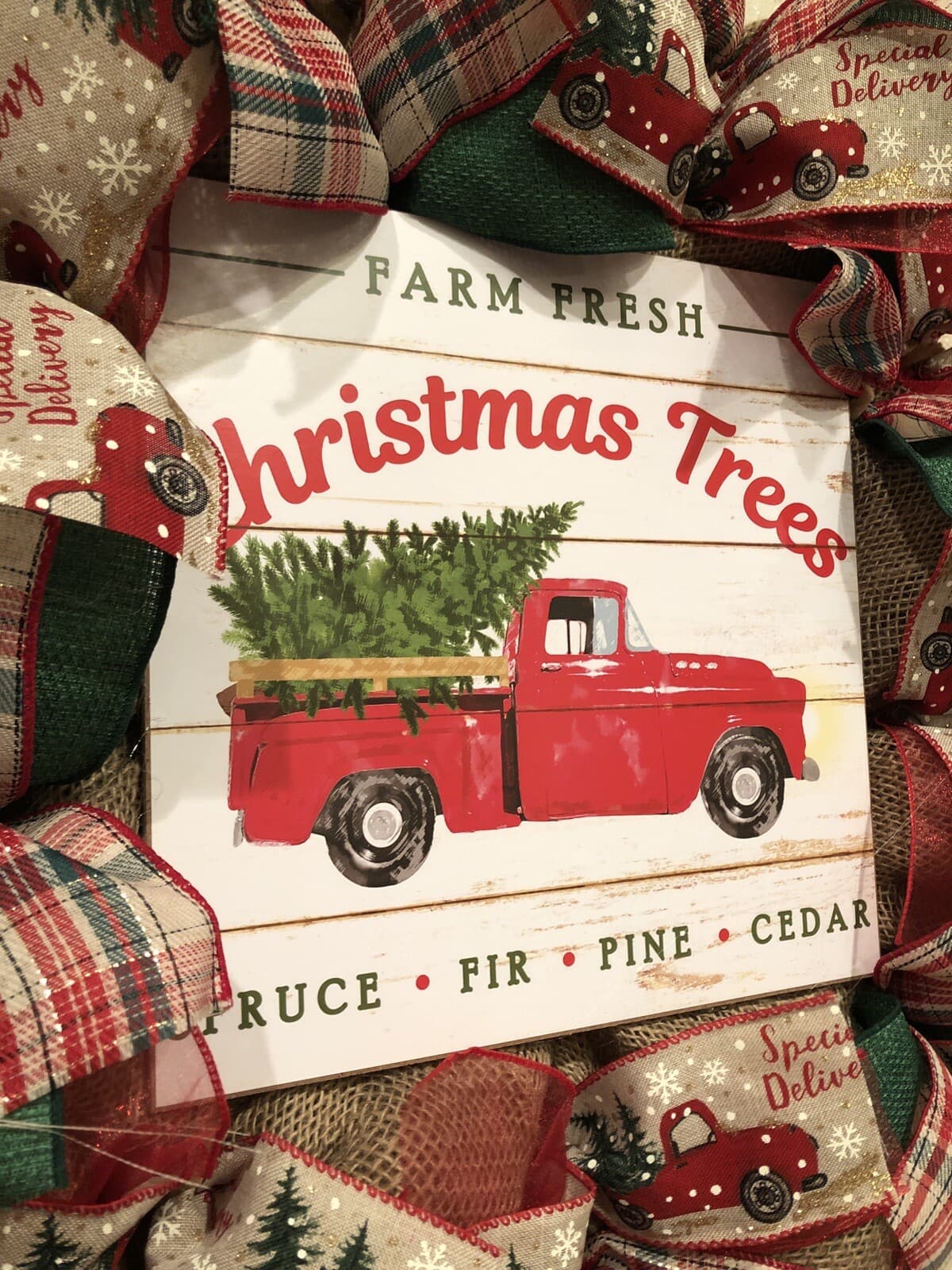 FARMHOUSE Red Truck CHRISTMAS Trees WREATH 🎄 BURLAP Deco Mesh RUSTIC Farm Fresh 3