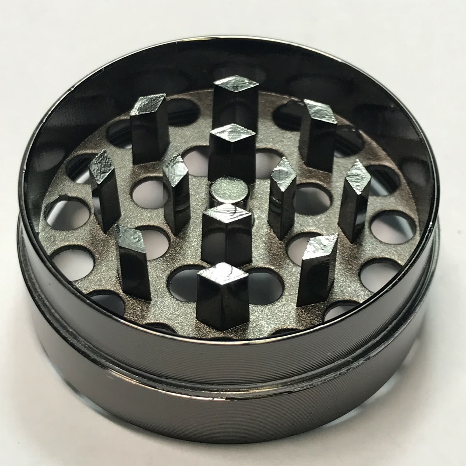 4 Piece Metal Dry Herbal Herb Spice Smoke Tobacco Grinder Alloy Chromium Crusher 6