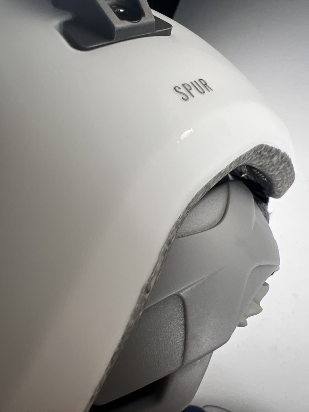 Giro Spur Free Ride Ski Snowboard Youth Helmet - White- XS 48.5 - 52 cm - Read2 4