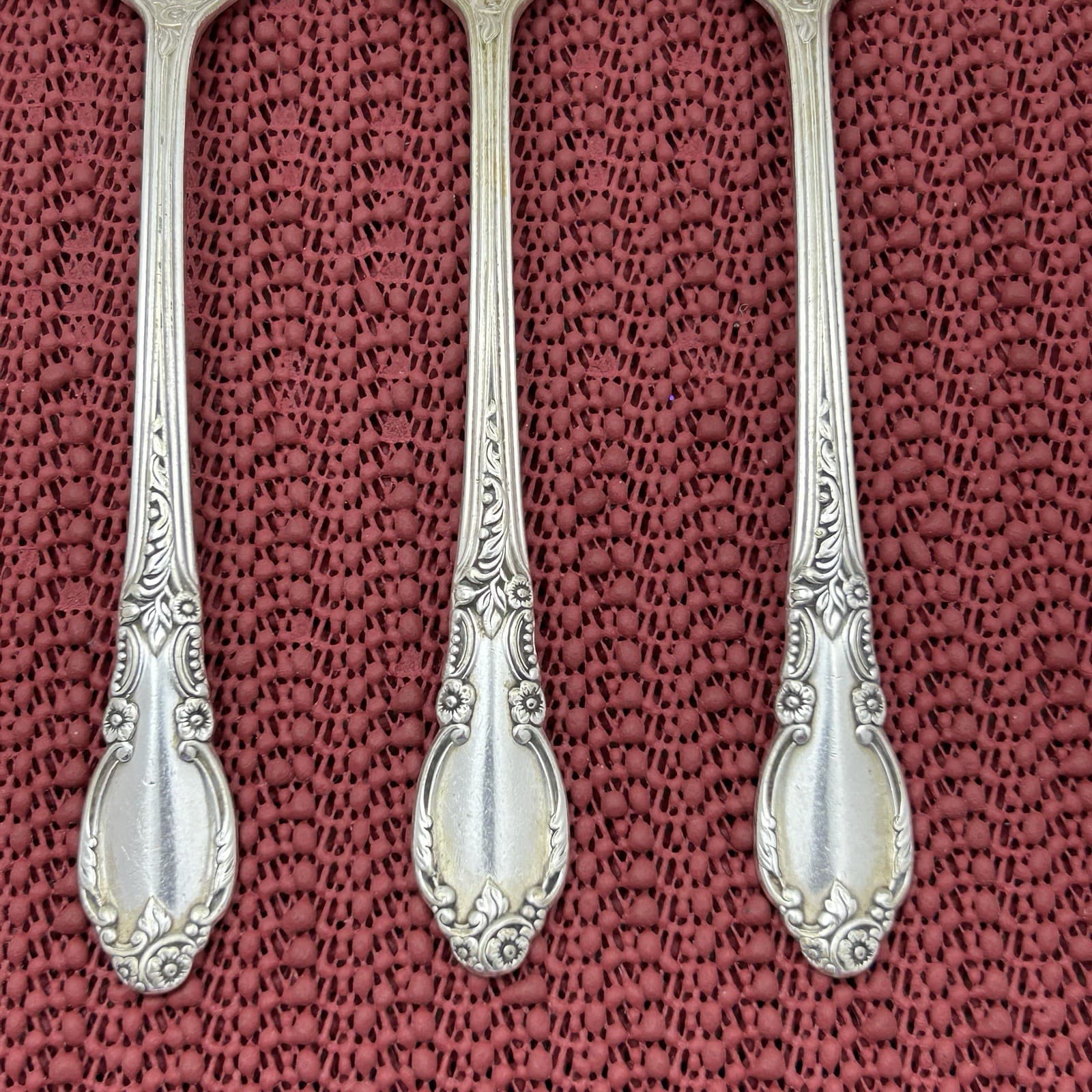 5 Oval Soup Table Spoons 1952 ENCHANTMENT LONDONTOWN 1881 Rogers Oneida 6