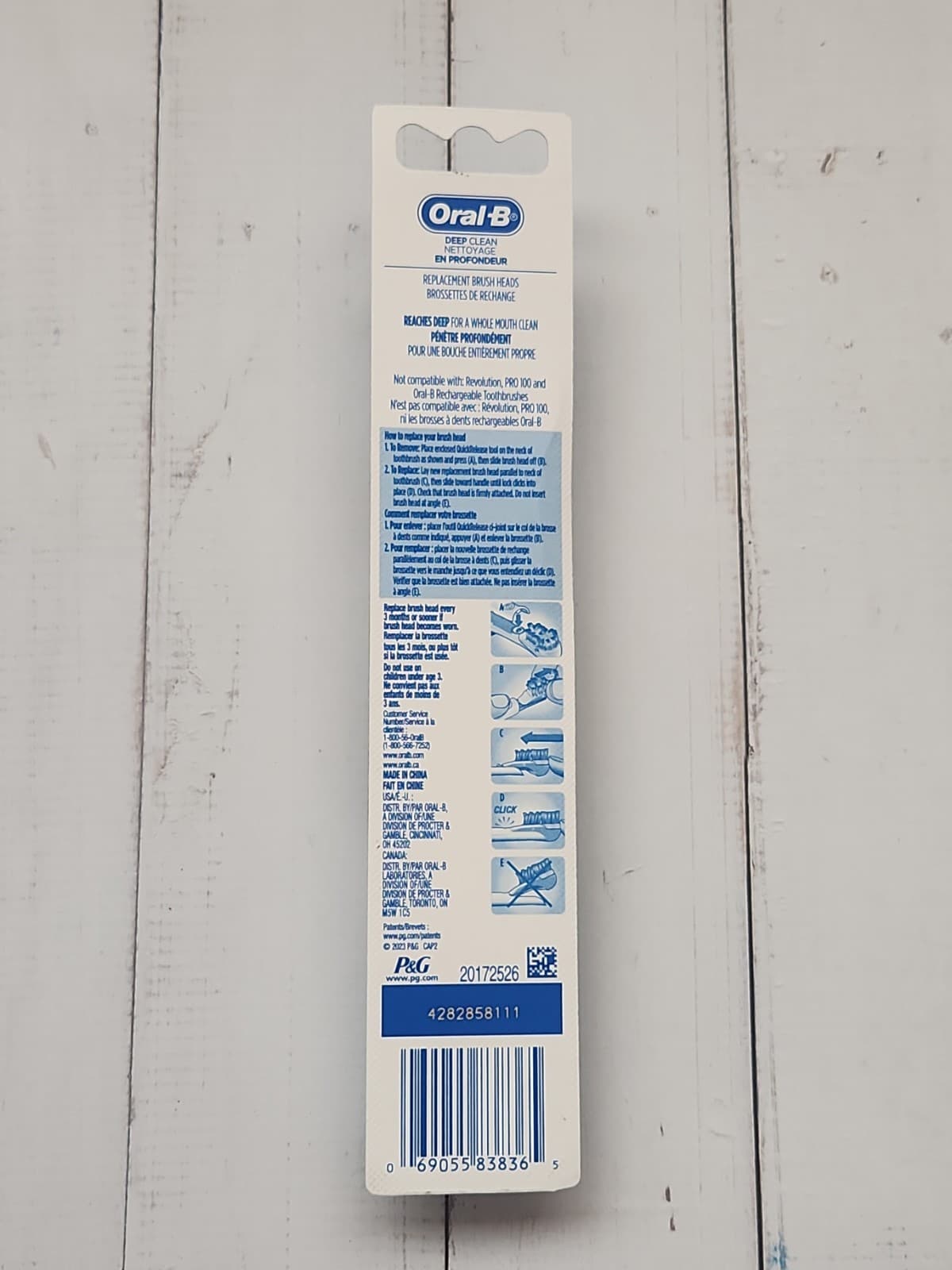 Oral-B Deep Clean Battery Powered Toothbrush Replacement Heads, 2 Count  2