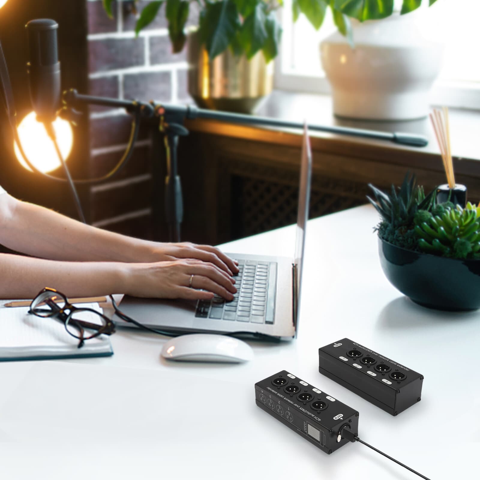 4-Channel 2-Pieces Network Cable Transmission Extender Sub Snake Box Extender 5