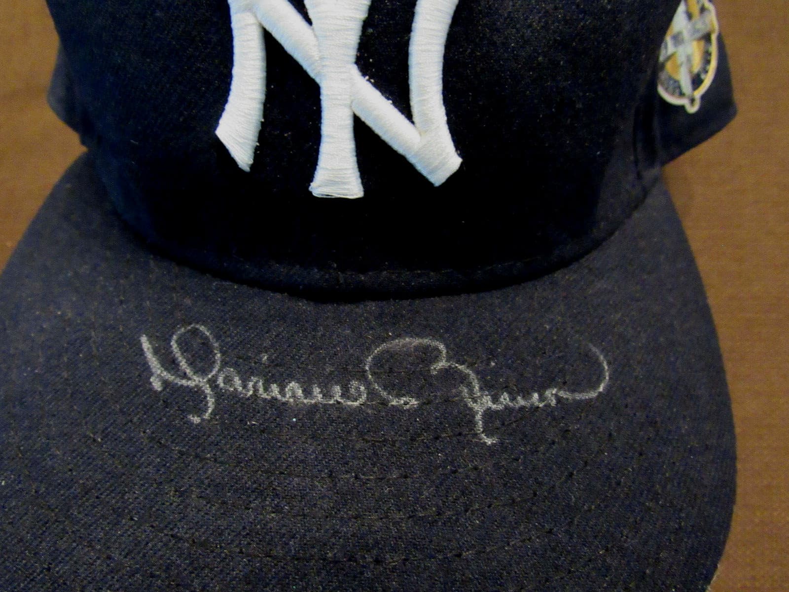 MARIANO RIVERA WSC SAVE LEADER YANKEES SIGNED AUTO NEW ERA MO PATCH CAP HAT JSA 3