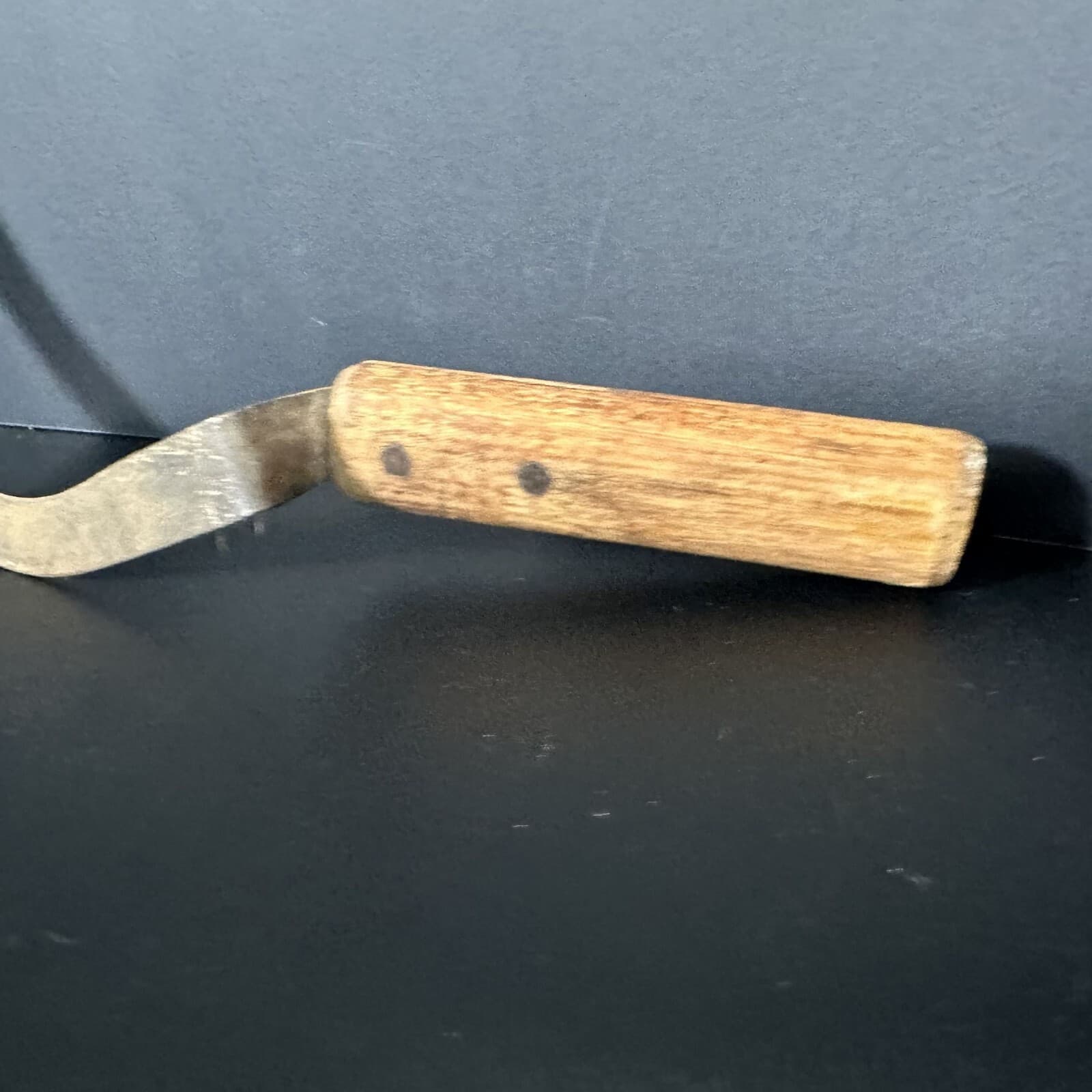 Vintage Hand SICKLE Wood Handle Farm Cropping Tool Garden Knife Scythe 6