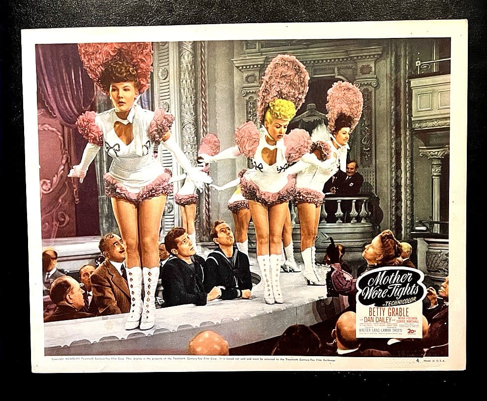 MOTHER WORE TIGHTS ORIGINAL LOBBY CARD 1947, BETTY GRABLE, DAN DAILY