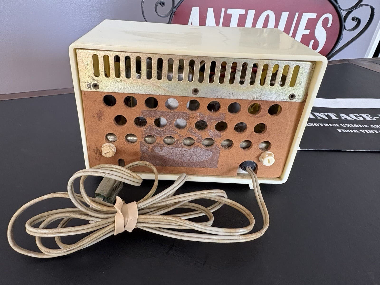 VINTAGE MID CENTURY 1950'S WALES TUBE RADIO MADE IN JAPAN RARE & HTF! Works! 4