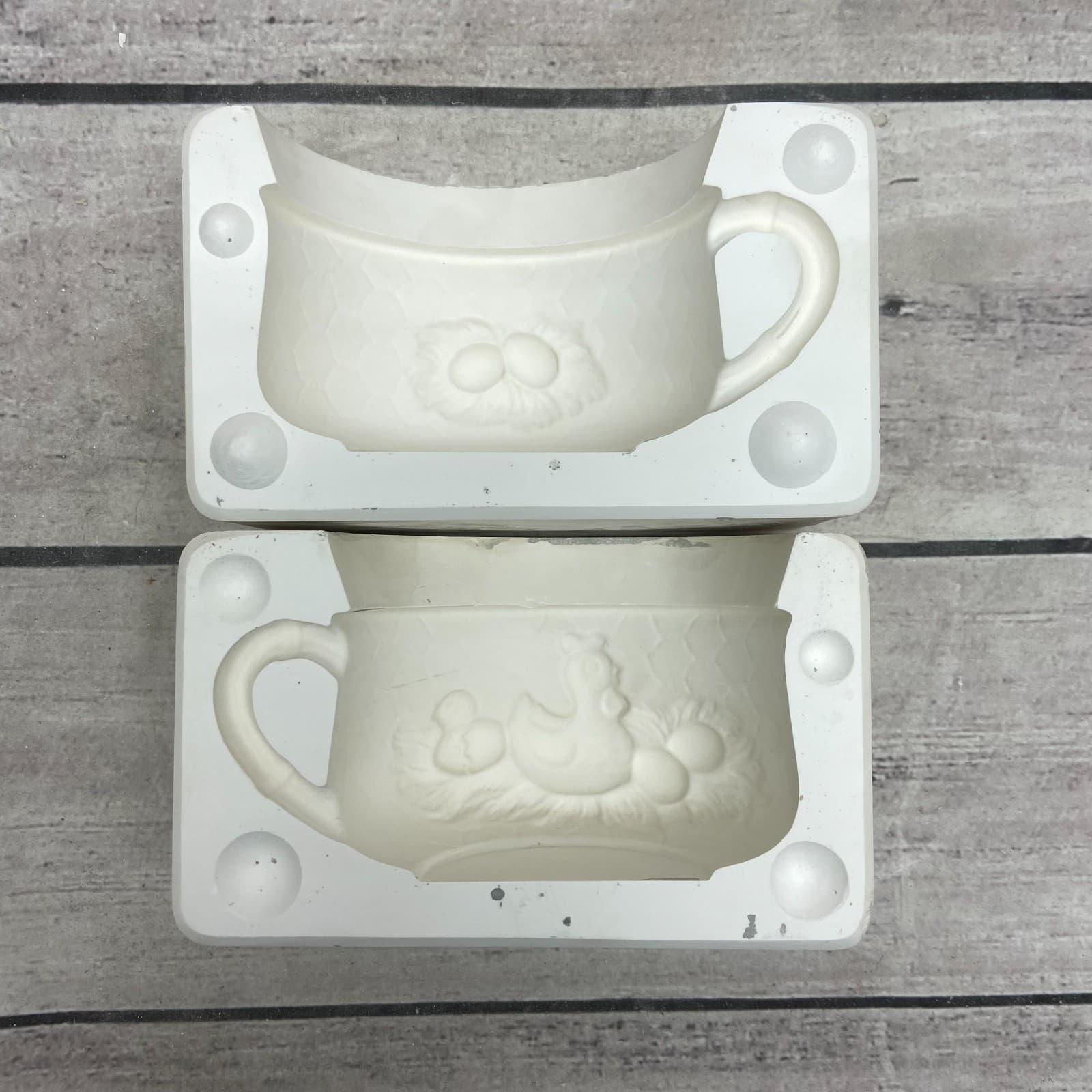 Vintage Unbranded Ceramic Casting Mold Chicken Soup Cup #R778