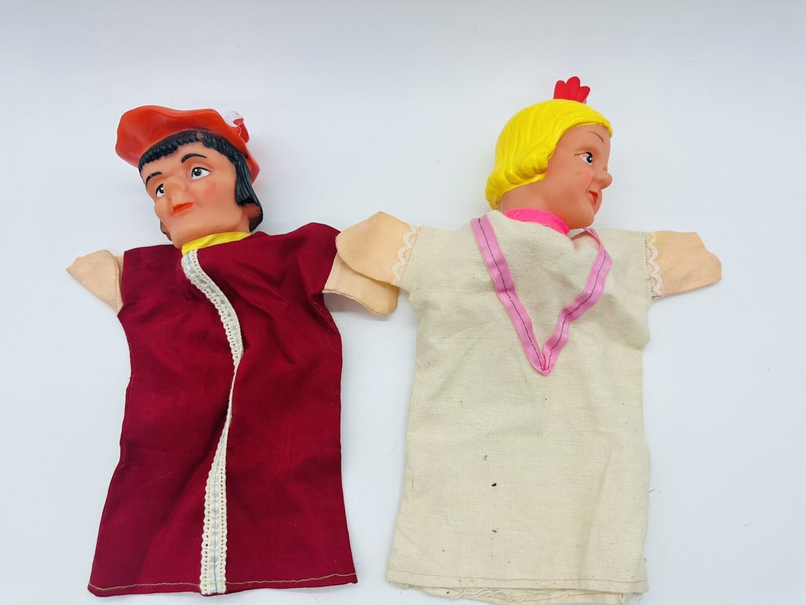 Vintage Mr Mister Rogers Neighborhood Toy Hand Glove Puppets Queen 1970s