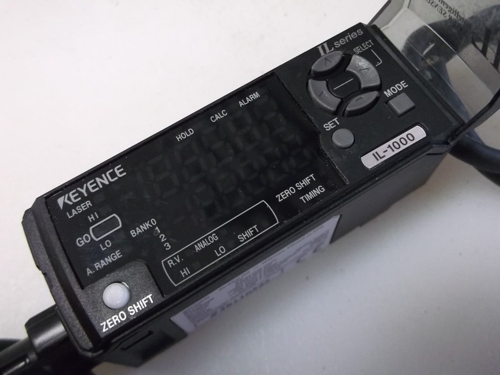 Keyence IL-1000 Digital Laser Sensor Amplifier DIN Rail Mount 4