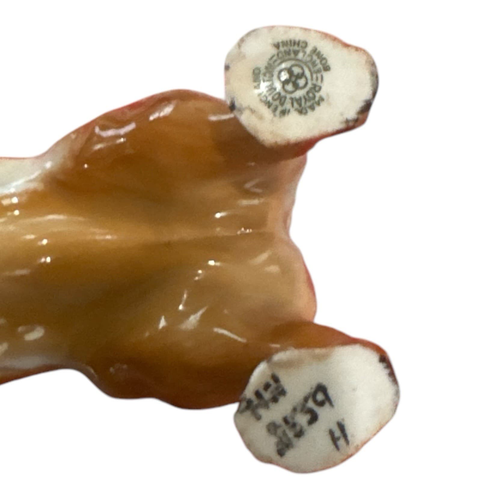 Royal Doulton Welsh Corgi figurine HN2559 Excellent Condition 3.5”x4.5” 4