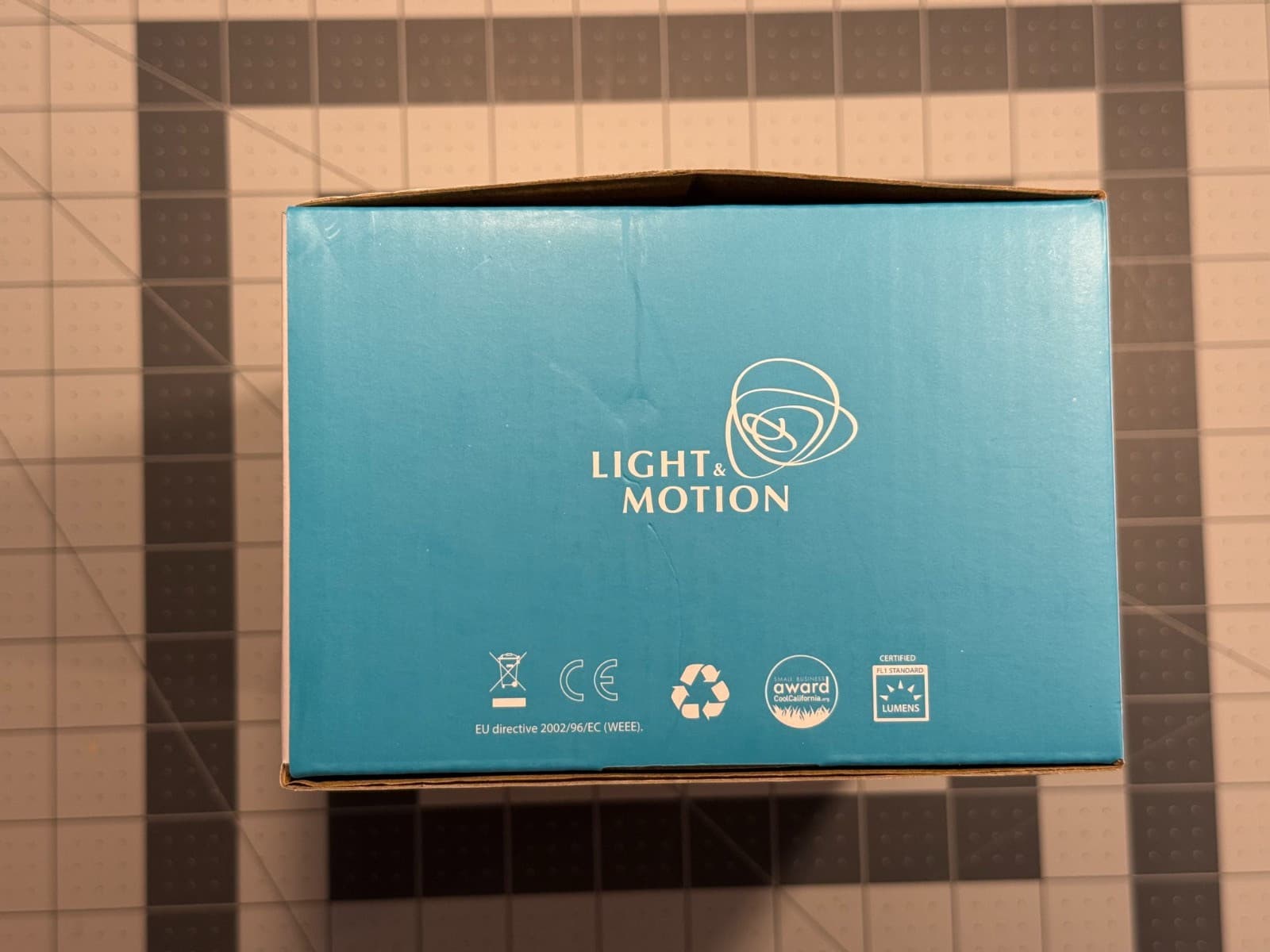 Light and Motion Sola Dive 2500 4