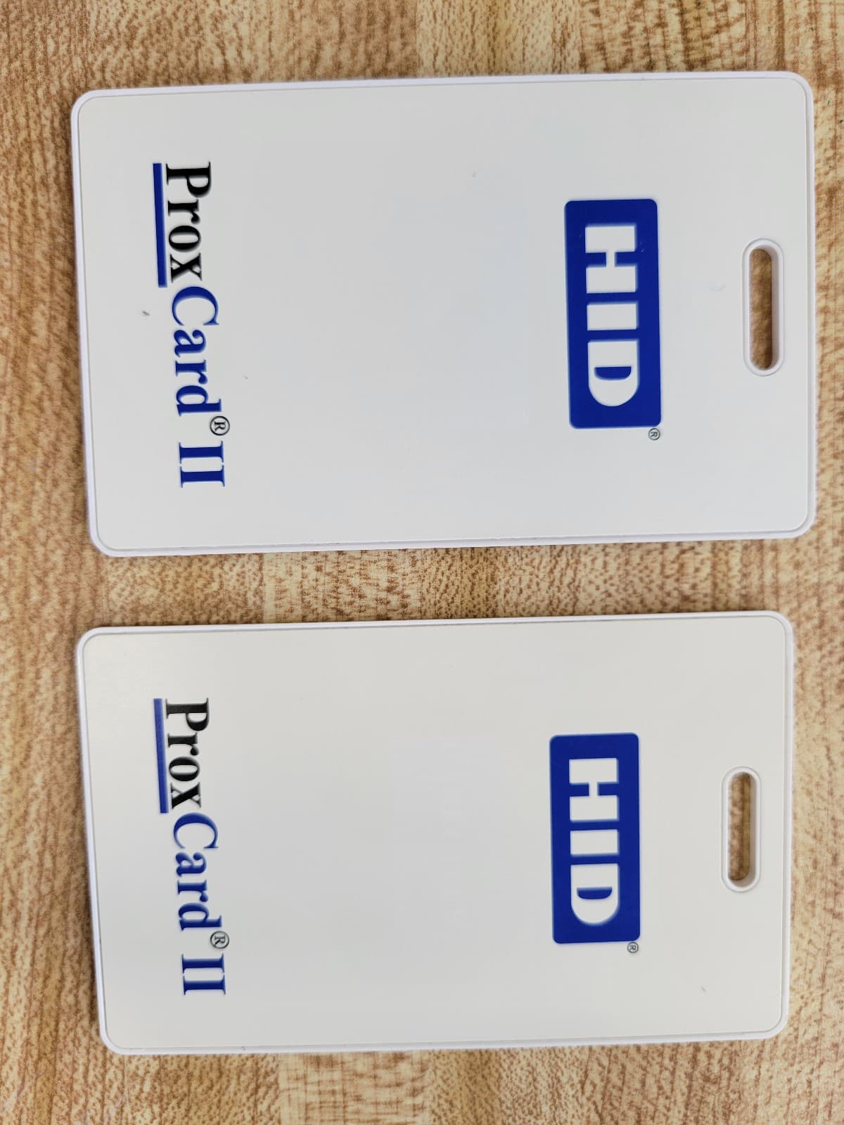 HID ProxPro Proximity Card Reader 5352AGN00 5352-300-01 with 2 Prox Card II 5