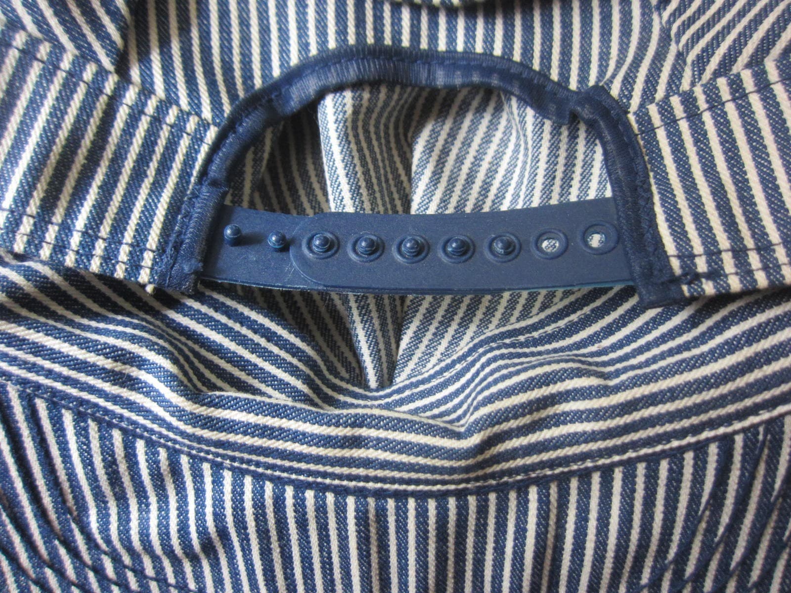 Vtg OSHKOSH B'gosh Genuine Article Railroad Style Eng Striped Snapback Cap Hat 2