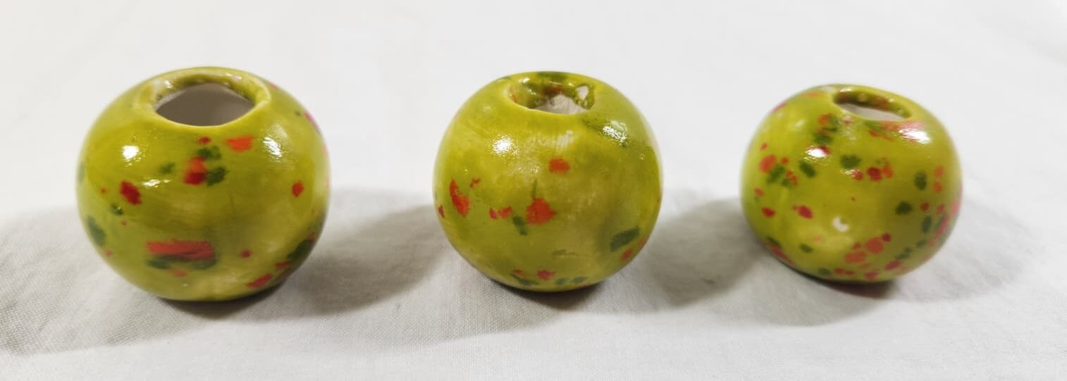 3 Vtg Green Specked Round Ceramic Macrame Beads 4