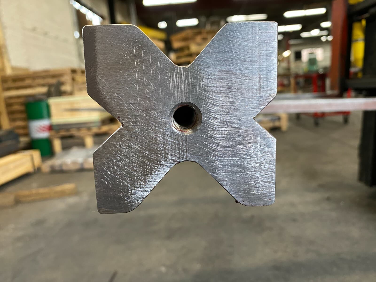 PRESS BRAKE DIE, 4 WAY DIE, 85 DEGREE, 4 1/4" SQUARE, F139, 12 FOOT