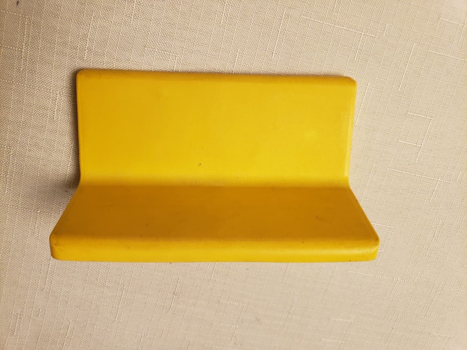 MATTEL 1982 REPLACEMENT YELLOW BENCH SEAT FOR BURGER KING RESTRAUNT