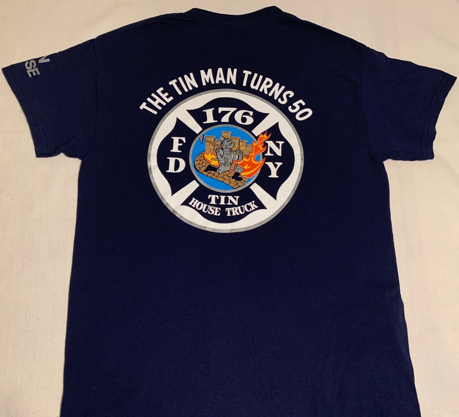 FDNY Fire Department New York  City NYC T-Shirt Sz M Ladder 176 Brooklyn 6