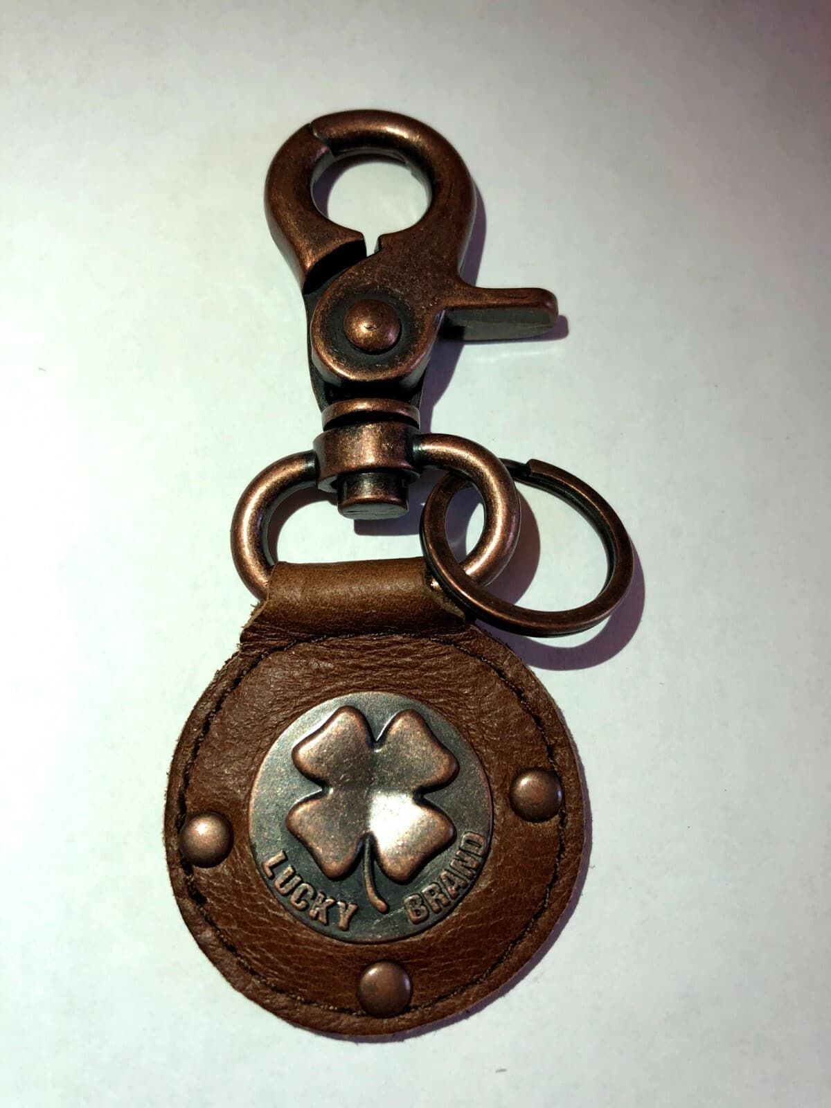 St Patricks Day Keychain Lucky Brand Leather Clasp Clover Leaf New In Box Paddy 3