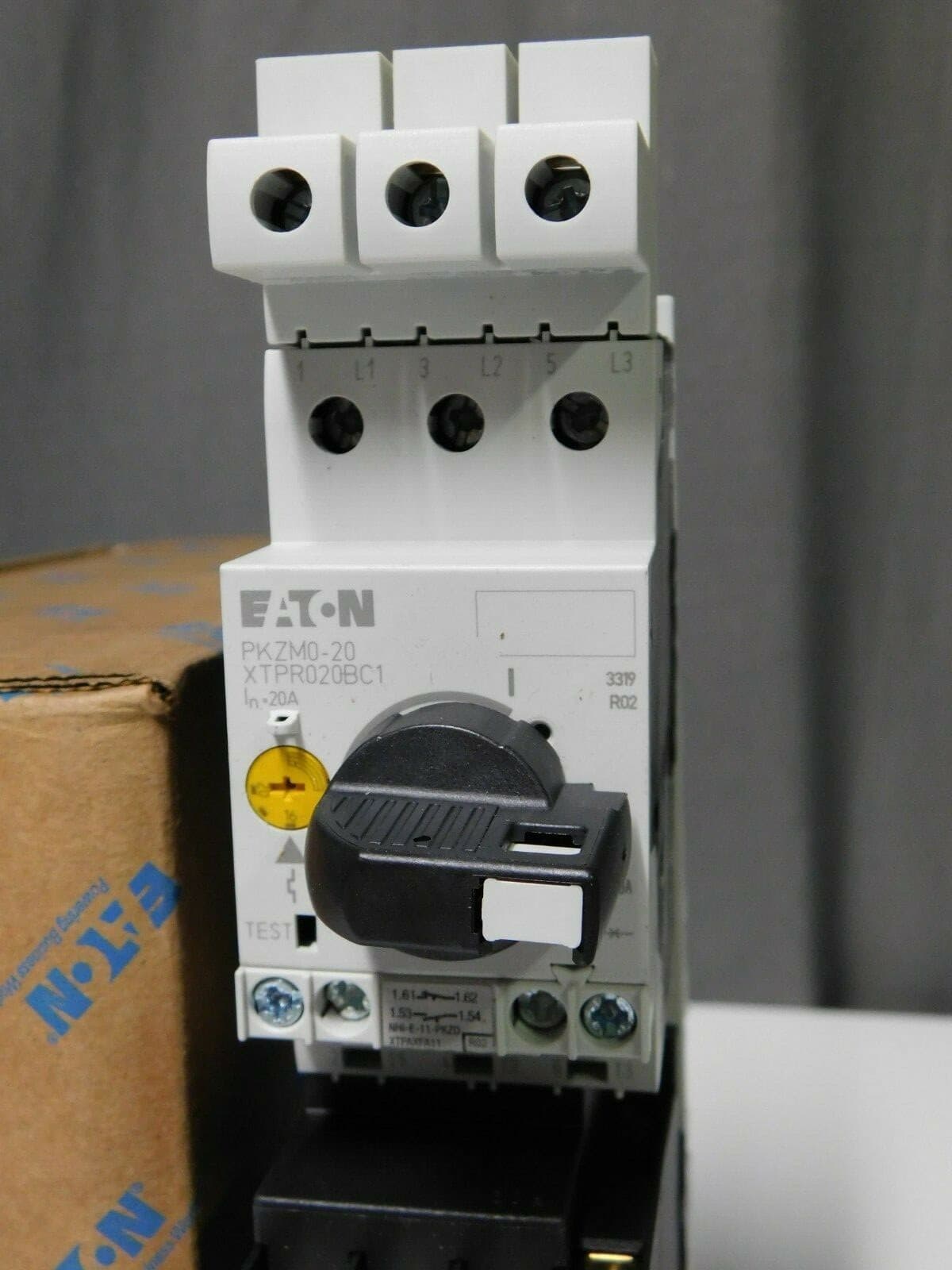 NEW Eaton XTSC020BCA XT IEC Manual Motor Controller 16-20A 110-120VAC Coil 3Pole 3