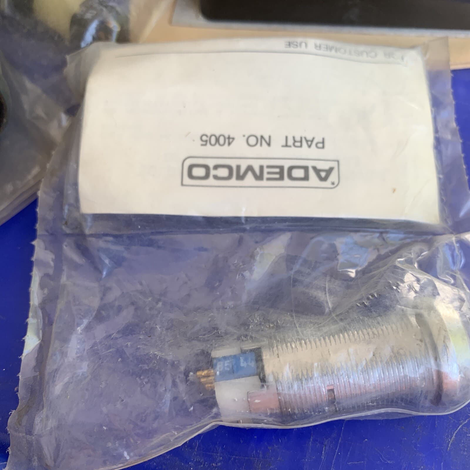Adenco  4005 Key Switch part new in pkg 3pin fast free shipping