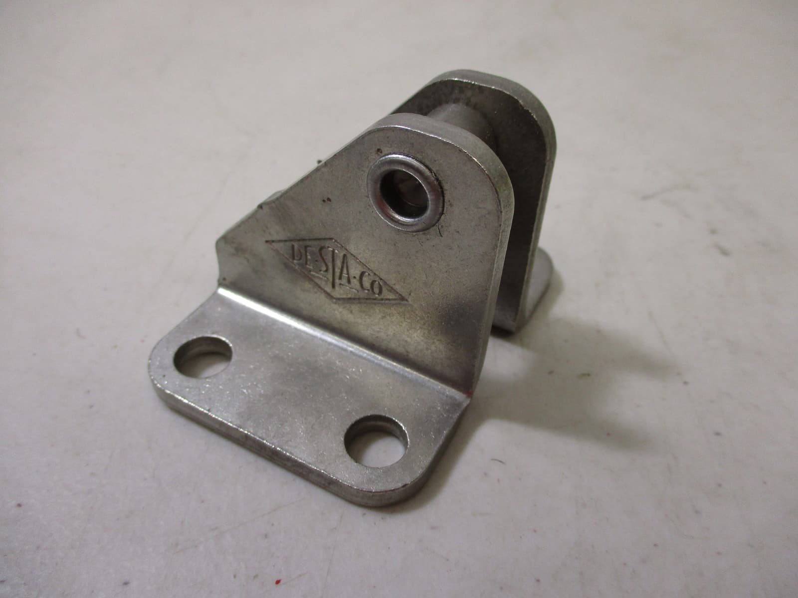 *NEW* DESTACO 371900 CLAMP COVER 65-12-018 5