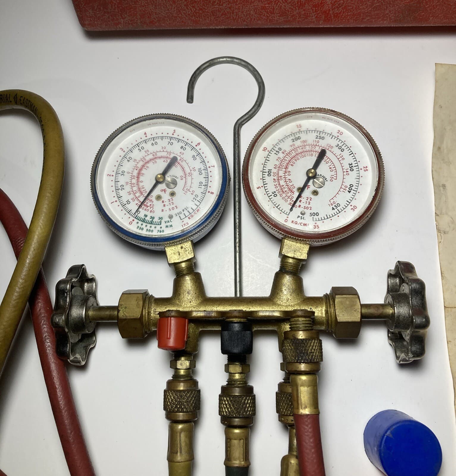 Unwield Refrigeration Manifold Gauges With Hoses  2 Valve Brass Set 3