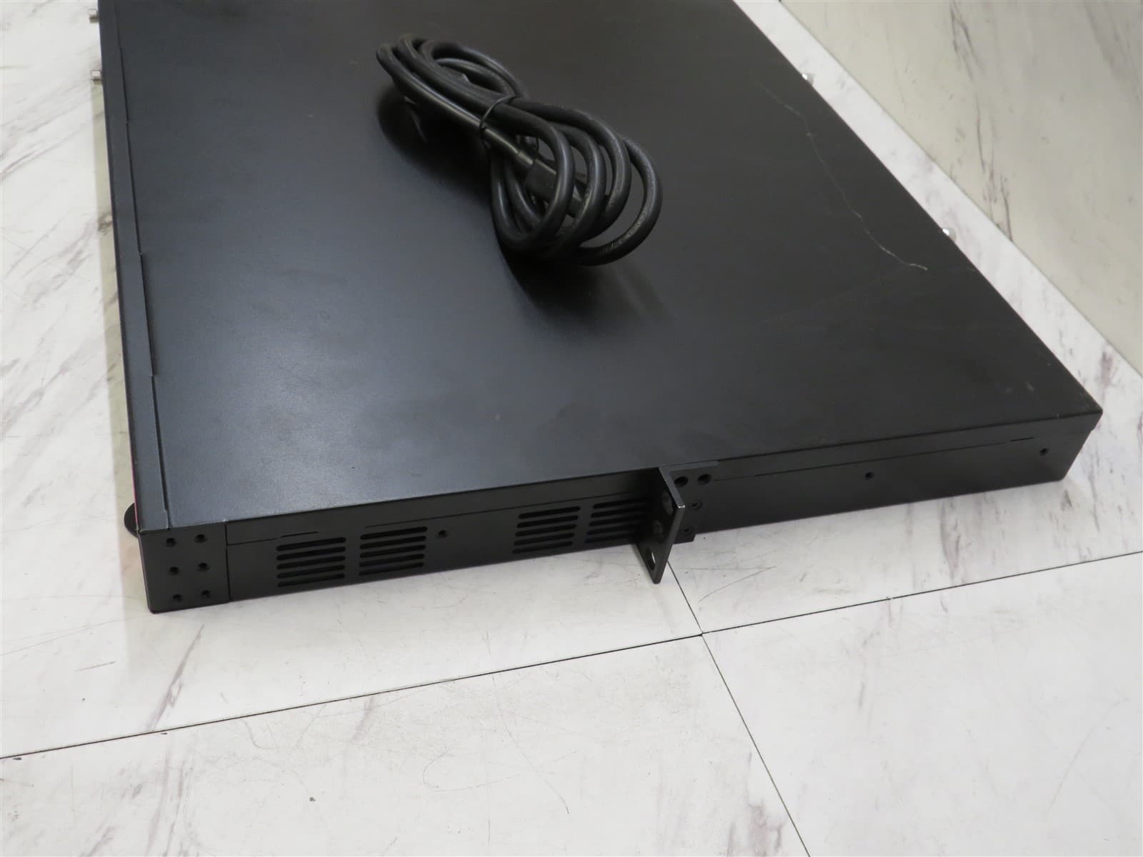 Check Point 5200 PB-20 Firewall Network Appliance 4