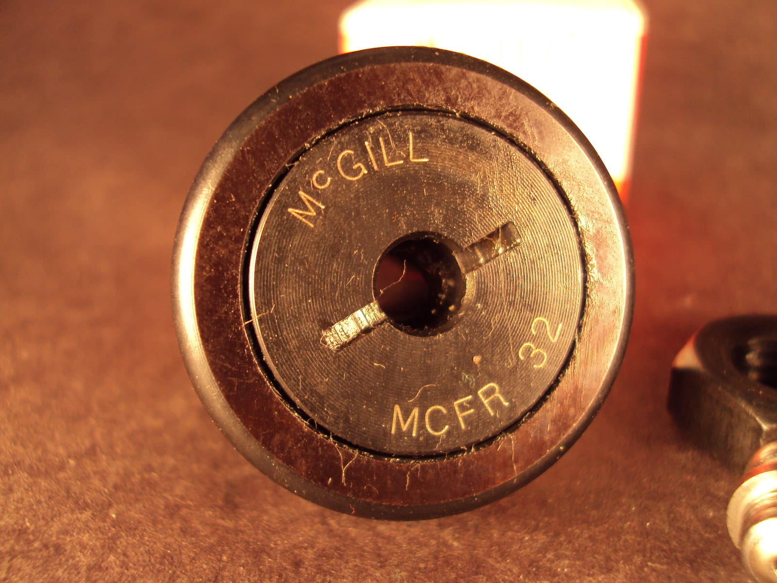 McGill MCFR32, MCFR 32, Series Metric CAMROL® Cam Follower Bearing 2