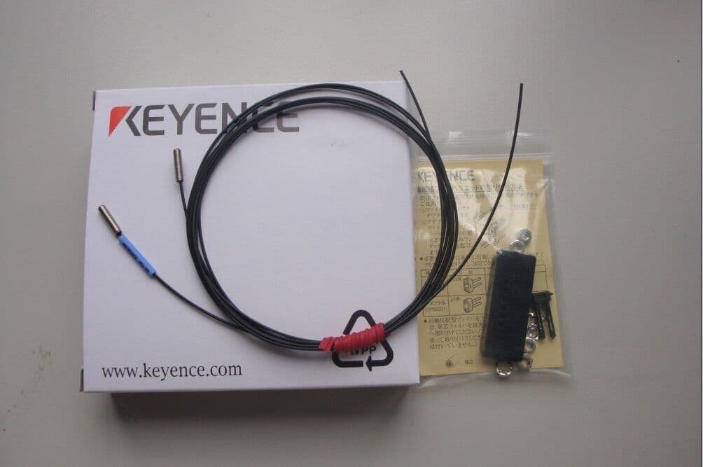 KEYENCE FU-79U Fiber Optic Sensors FU79U New In Box One US Free TAX 2