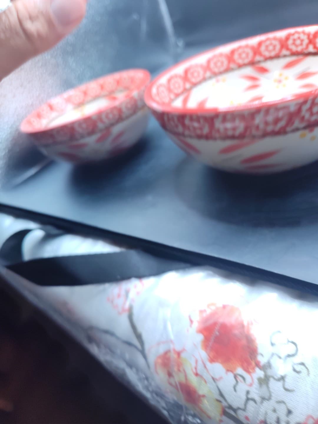 Temptations By Tara "OLD WORLD RED" ~ Set of 3 ~ Nesting Bowls Read 6