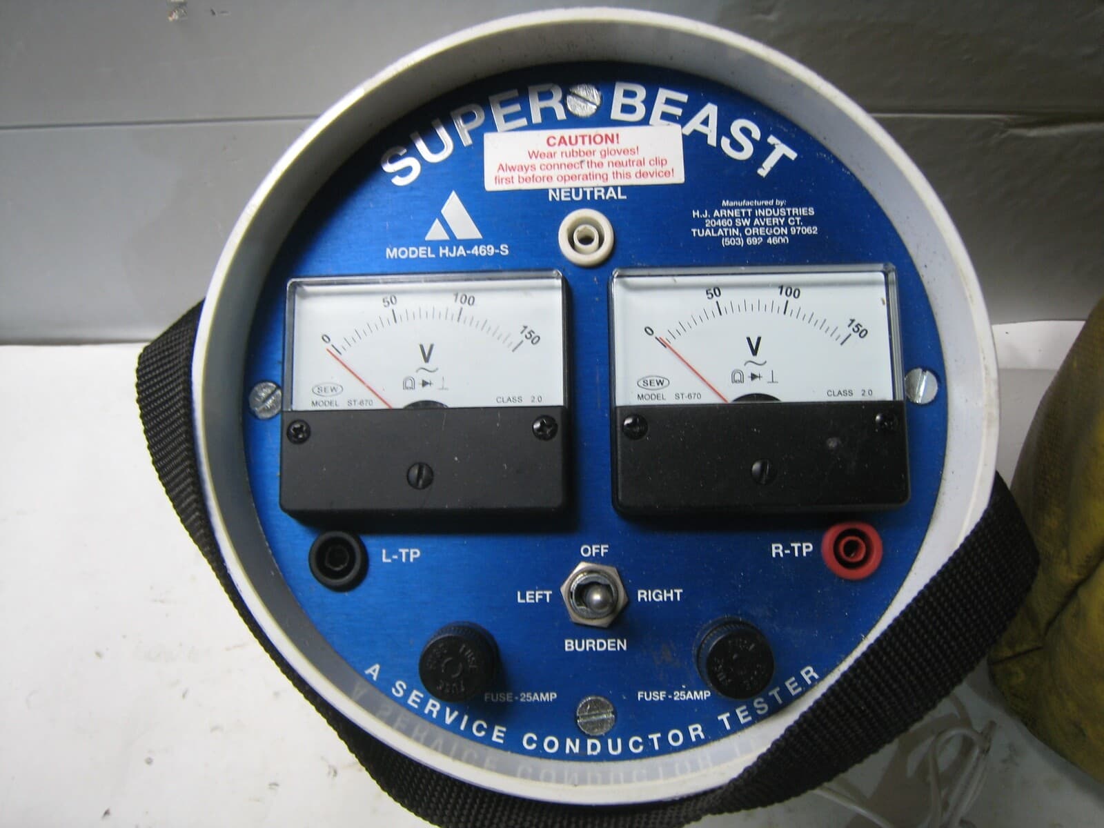 HJ Arnett  Super Beast HJA-469-S Service Conductor Service Conductor Tester 3