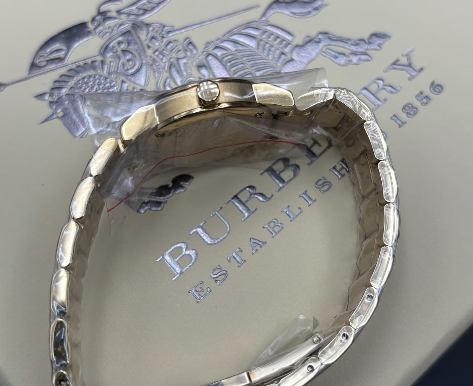 BURBERRY THE CITY BU9227 Gold Women's Watch 26mm 6