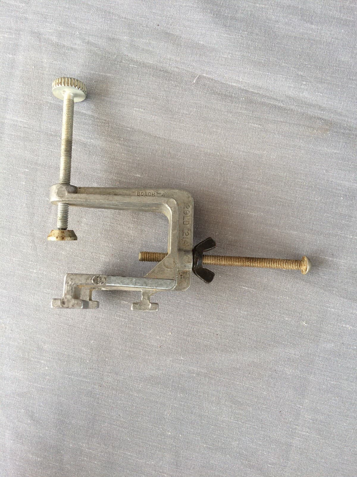 29LD 214 Mystery Bosch Channel Slot Mounted C Clamps Hold Down 4