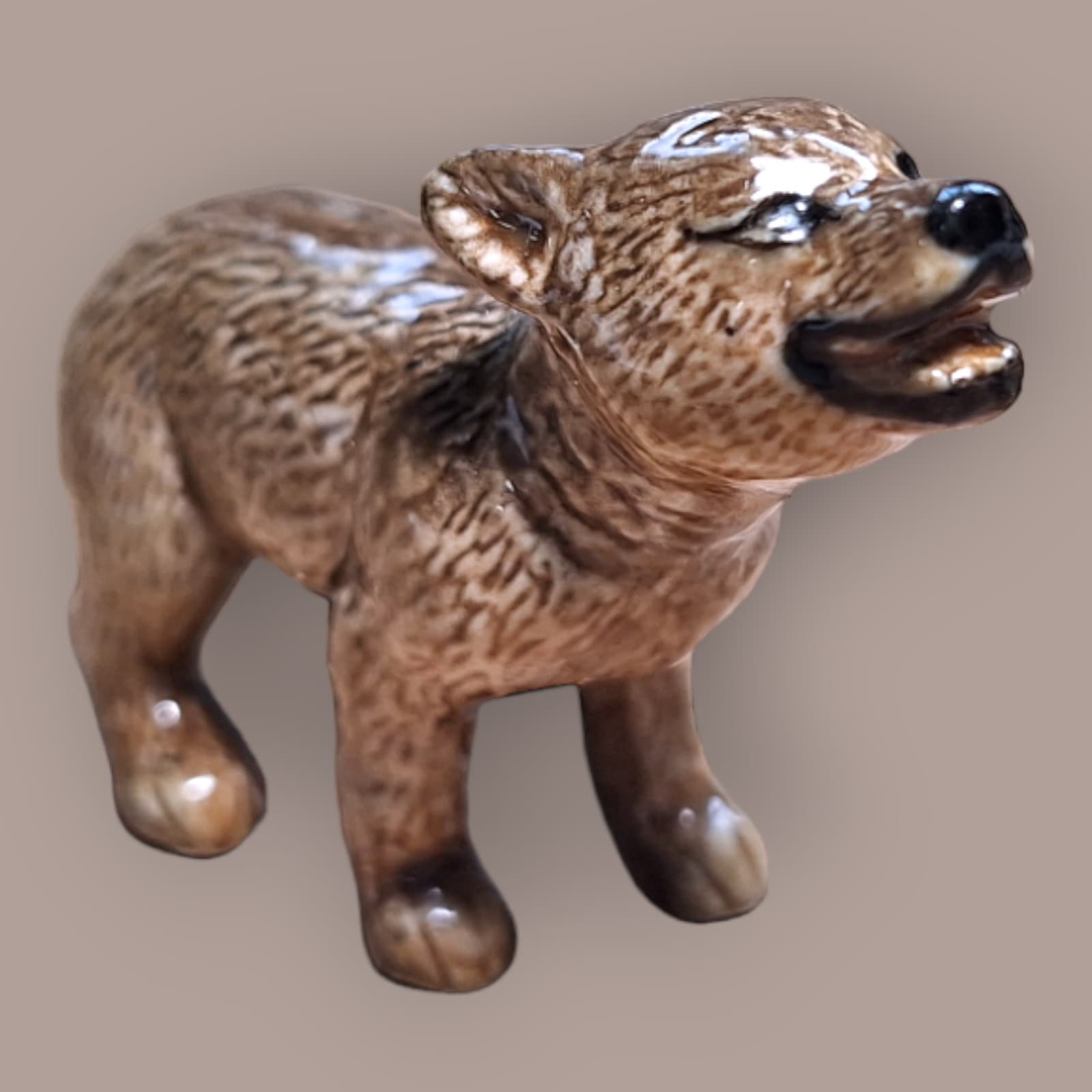 NORTHERN ROSE Gray Wolf Cub Howling Miniature Figurine New FREE SHIPPING R324 5