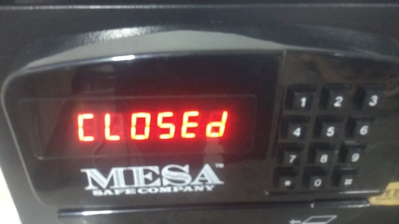 Mesa Safe Company MHRC916E-BLK 1.2 Cu Ft Capacity Digital Combination Hotel Safe 2