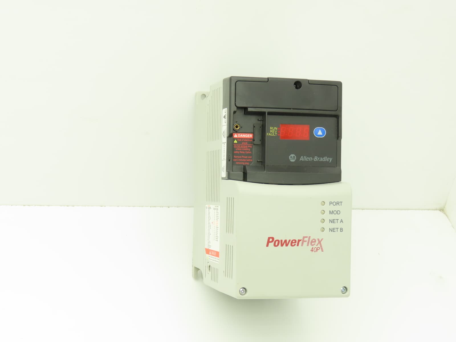 Allen Bradley 22D-D1P4N104 PowerFlex 40P VFD 3Ph 0.5Hp 460v 1.4A 500Hz