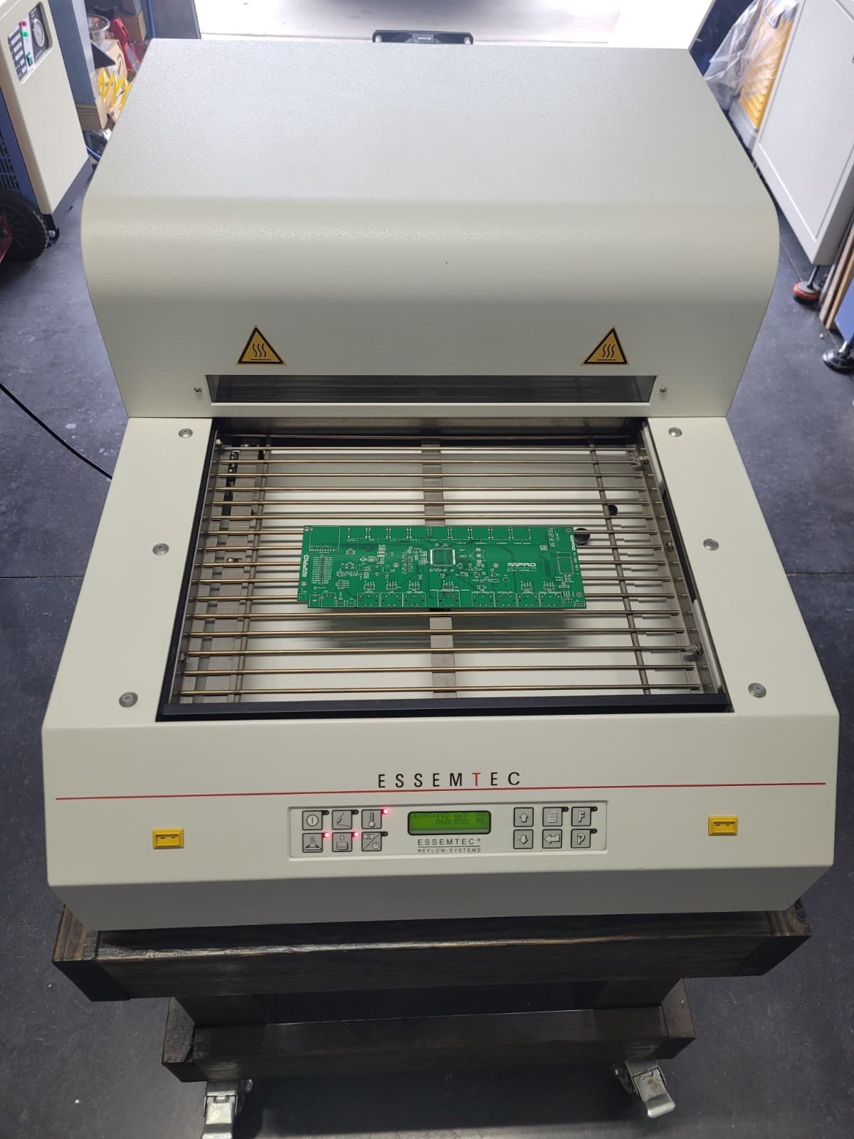 ESSEMTEC RO-06E Industrial Grade Compact PCB Reflow Swiss Made