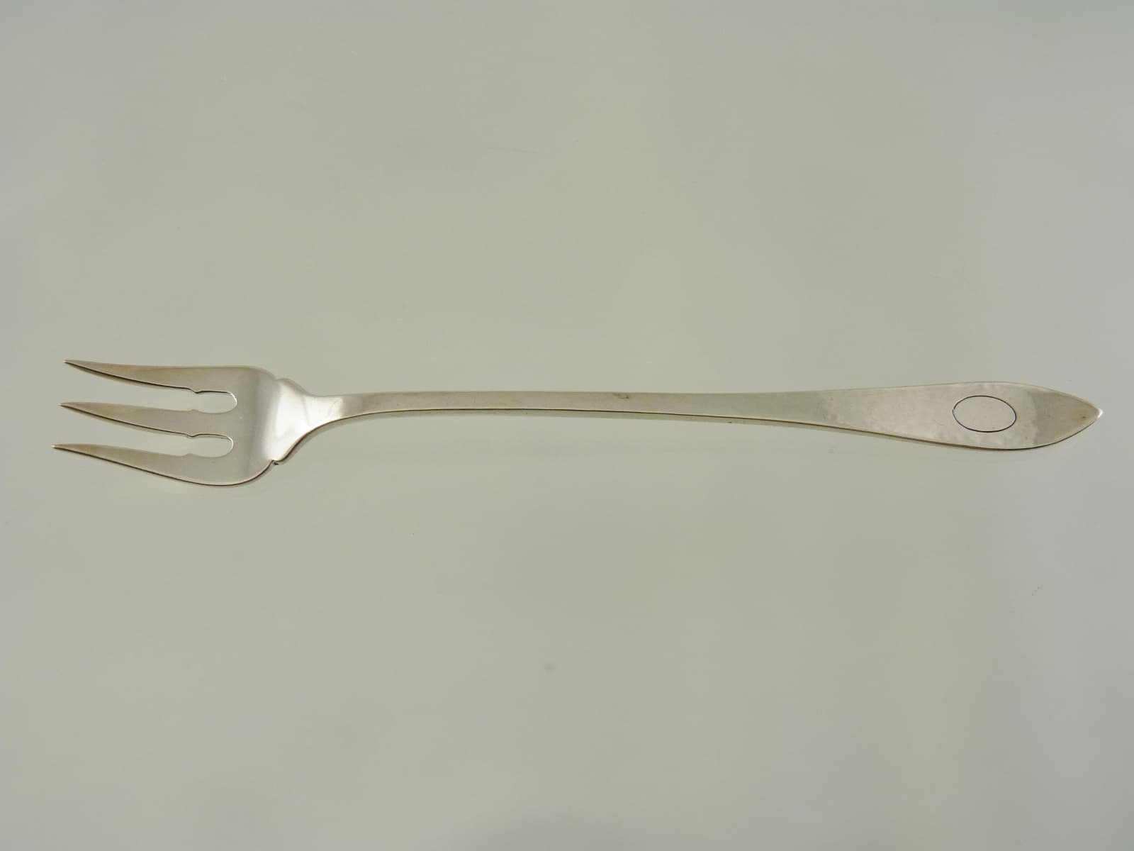  TUDOR HAMMERED SEAFOOD FORK by BIRKS STERLING