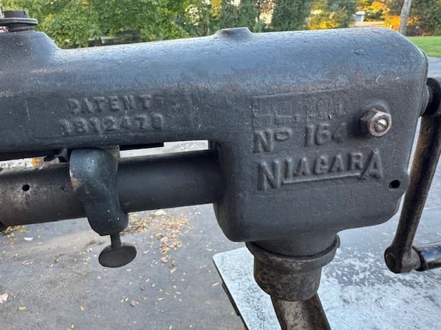 NIAGARA No. 164 Deep Throat Sheet Metal Bead Roller Rotary Machine 2