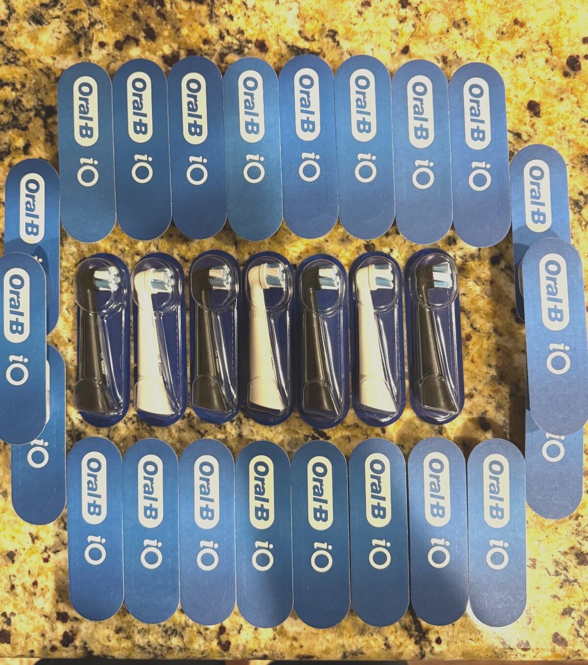 Oral-B iO Series Ultimate Clean Replacement Brush Heads 2/4/6/10/12 Multi