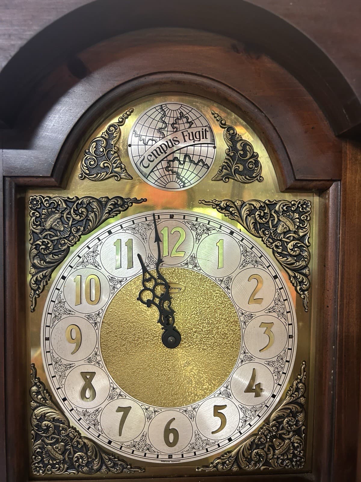 Ridgeway tempus fugit Grandfather Clock Model QE 138 5