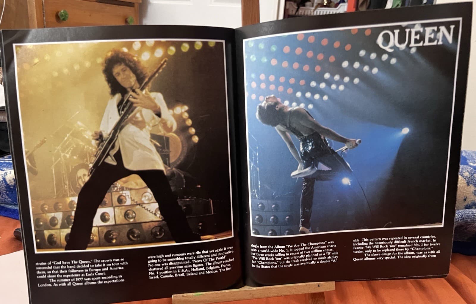 QUEEN The Band Concert Tour Program Book. USA 1980 Tour