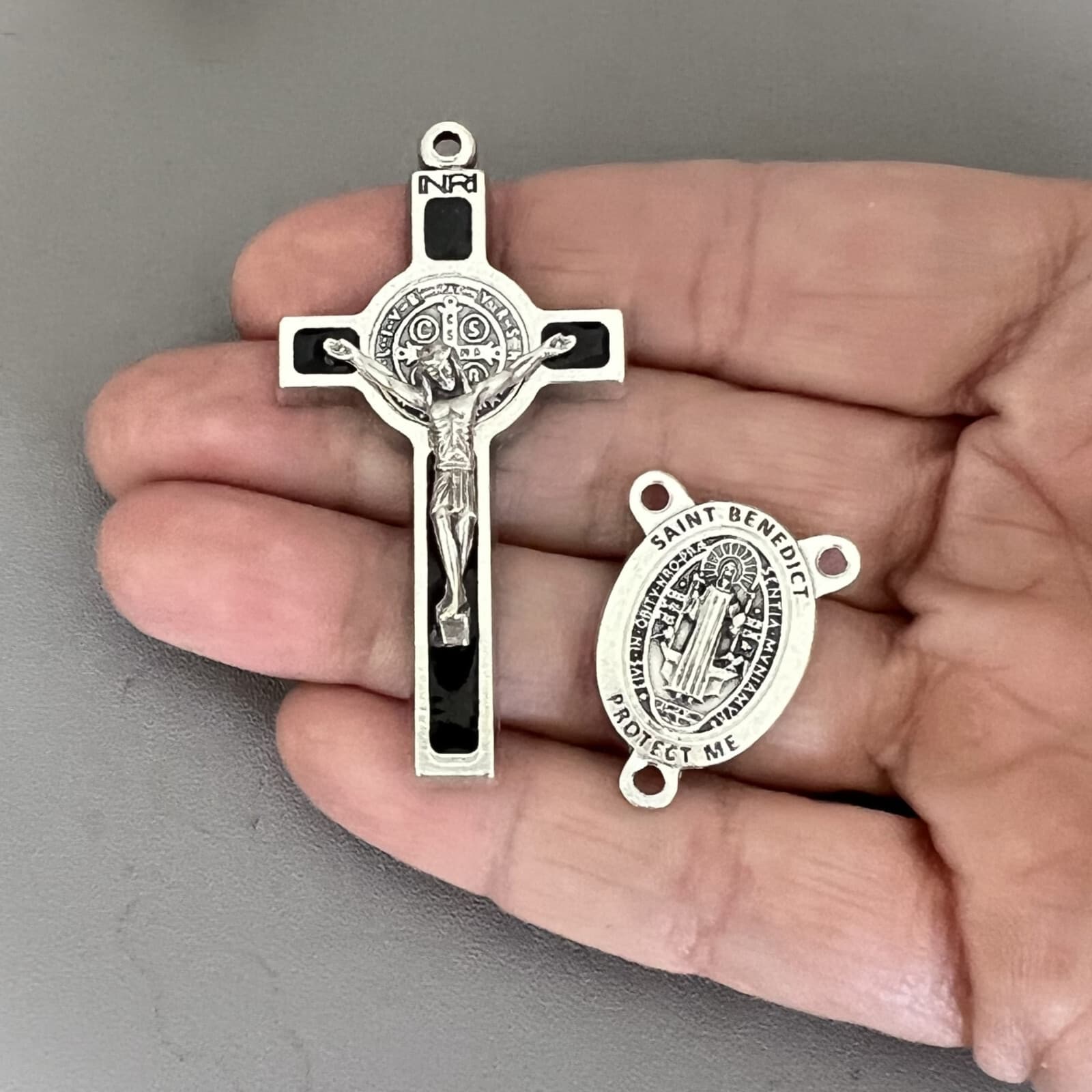 Rosary CENTER CRUCIFIX & PATERS Set ~ Saint BENEDICT Centerpiece Beads ITALY 8pc 2